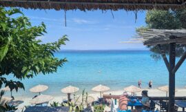 Mit Teenager Urlaub in Griechenland  – Strand, Shoppen und Dauerbeschallung